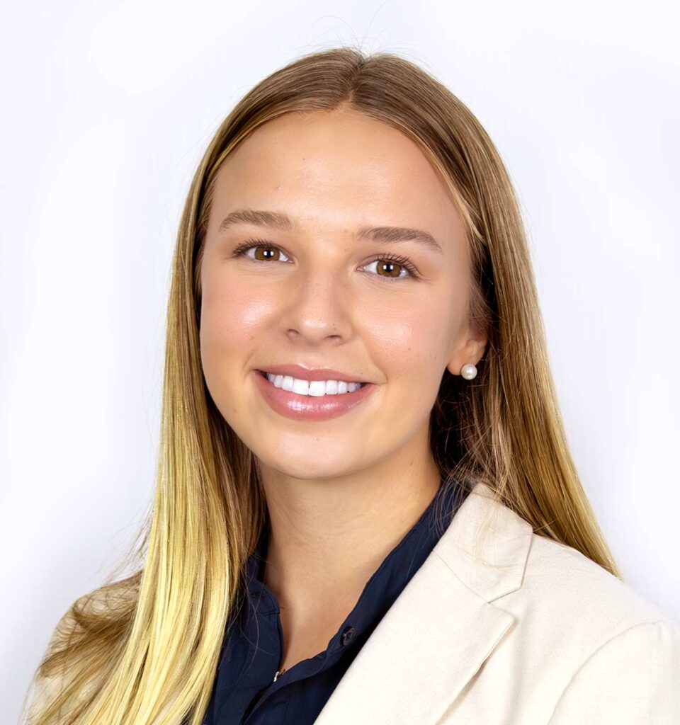 Savannah Piggins headshot